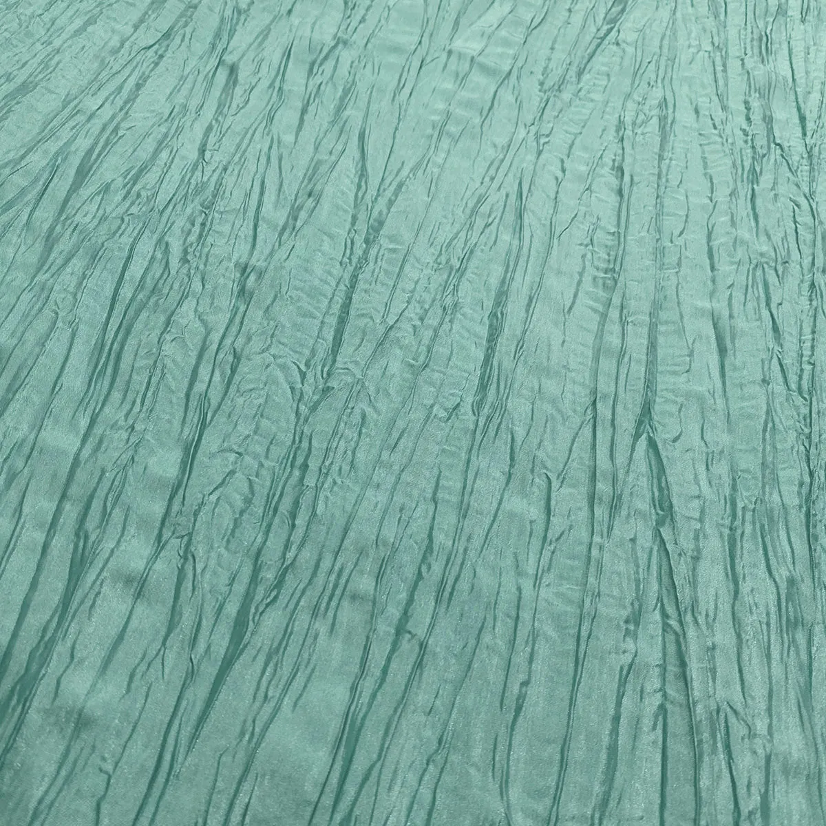 Accordion Taffeta Table Linen in Mint