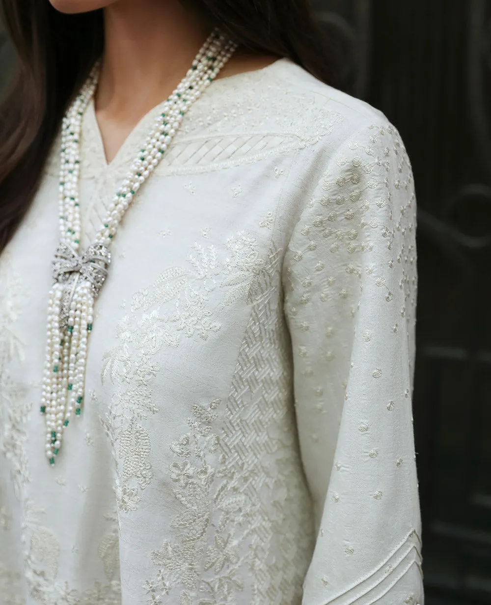 Embroidered Pret Vol 2 '24 - Elvii (M-138)