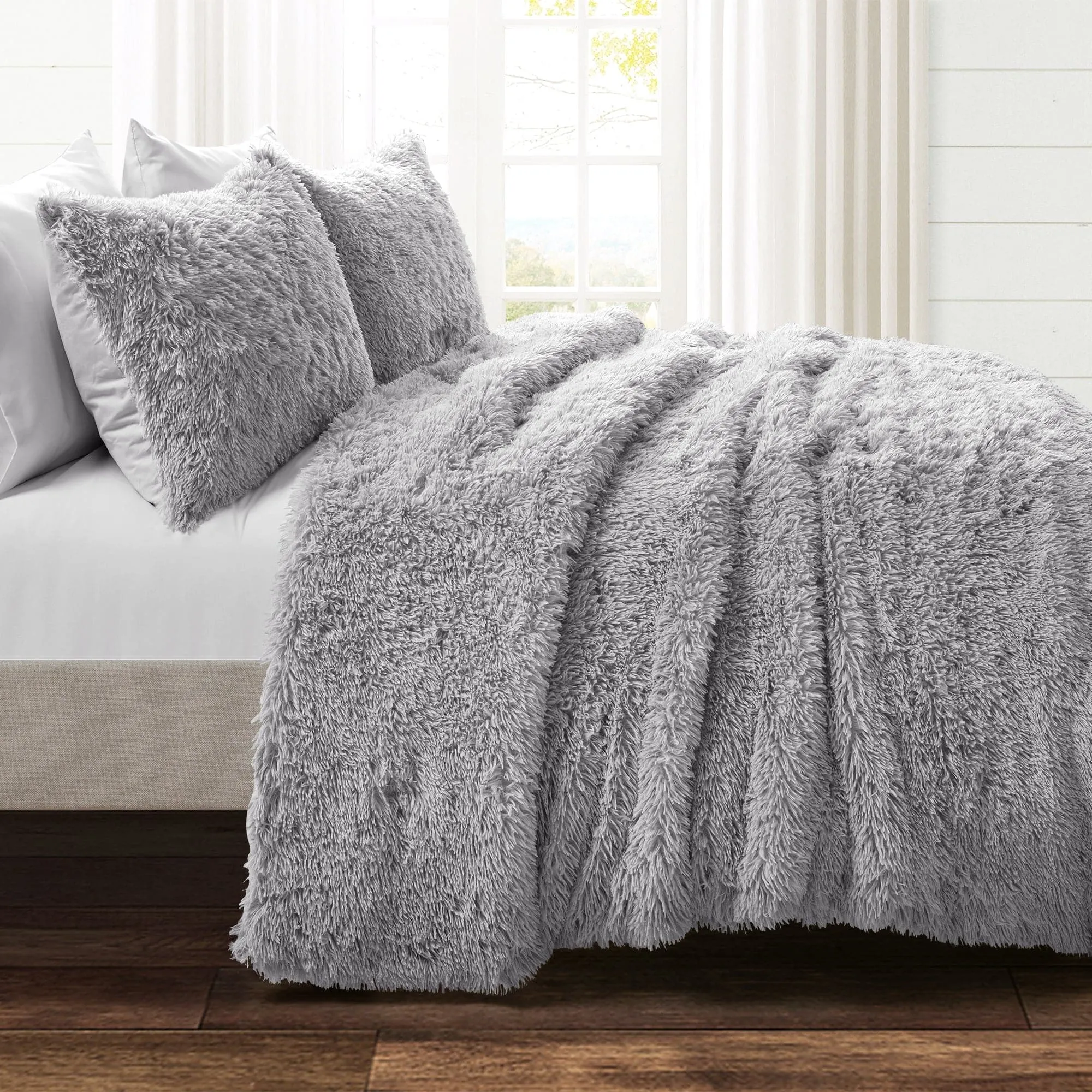 Emma Faux Fur Comforter Set