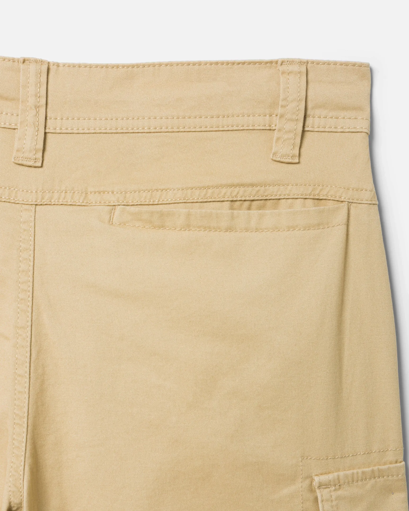 Essential Favorite Fruit Stretch Woven Cargo Walkshort 20"