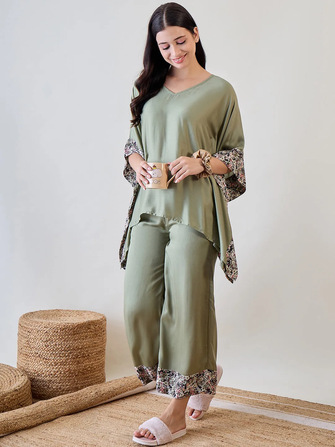 Floral Bordered Pastel Green Soft Modal Lounge Set