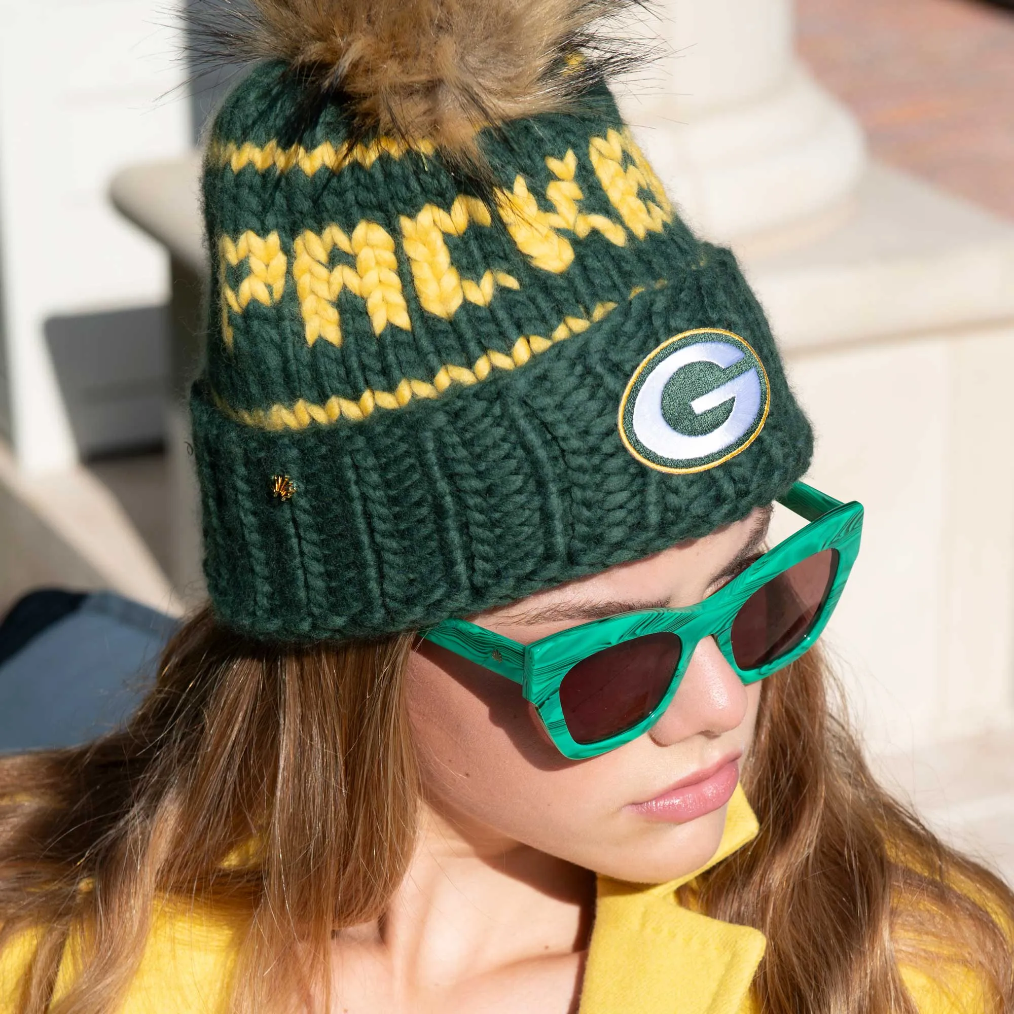 GREEN BAY PACKERS LELE SADOUGHI X NFL FOREST GREEN BEANIE FAUX FUR POM