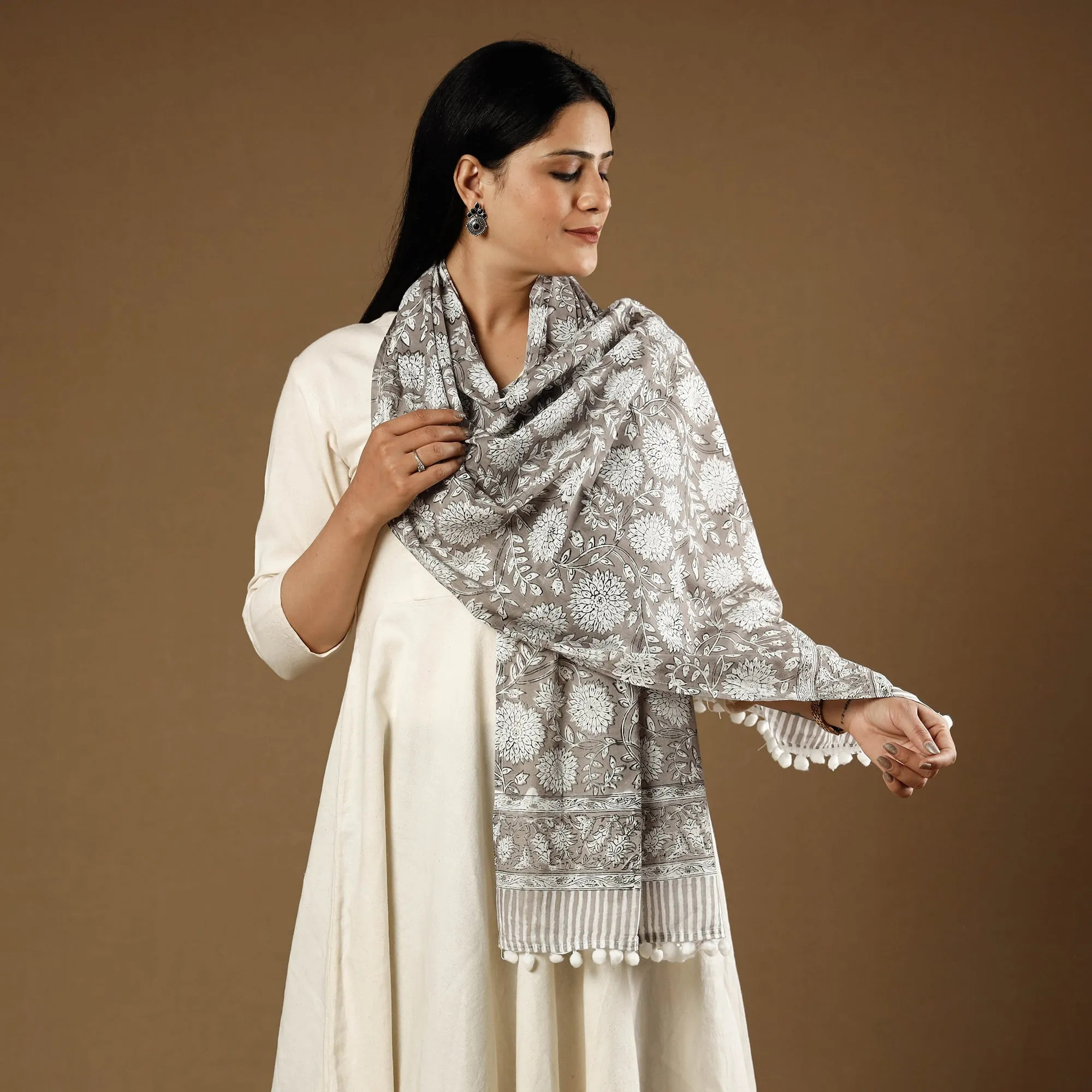 Mughal Buti Grey & White Flowers Sanganeri Block Printed Cotton Stole with Tassels