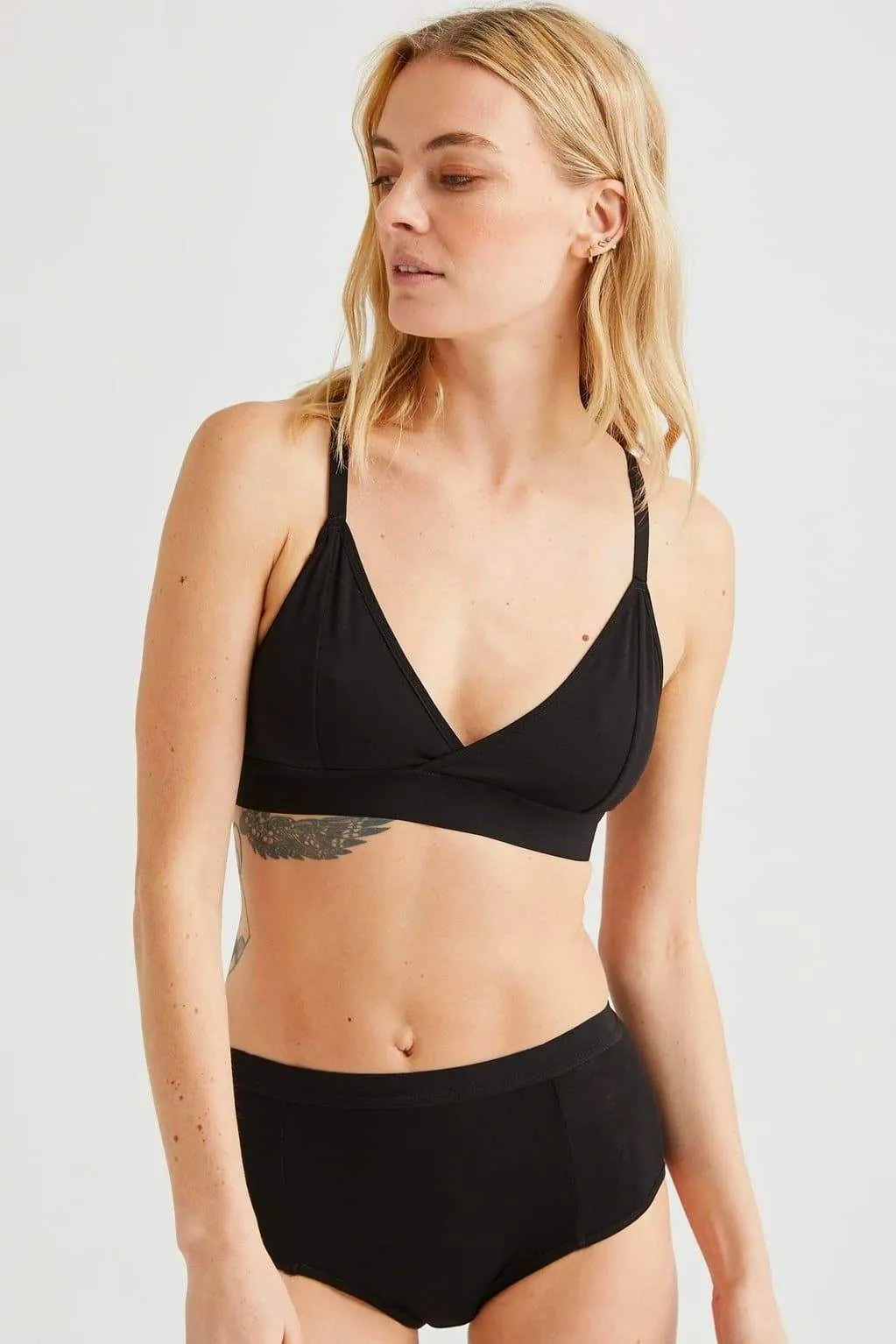 Richer Poorer Classic Bralette / Black