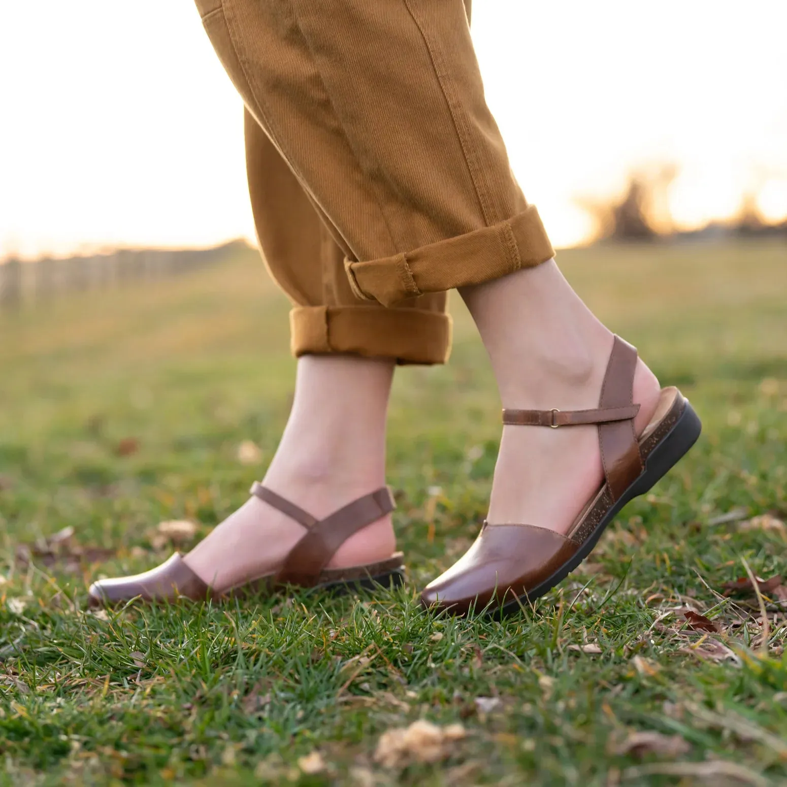 WOMEN'S DANSKO ROWAN MARY JANE | TAN