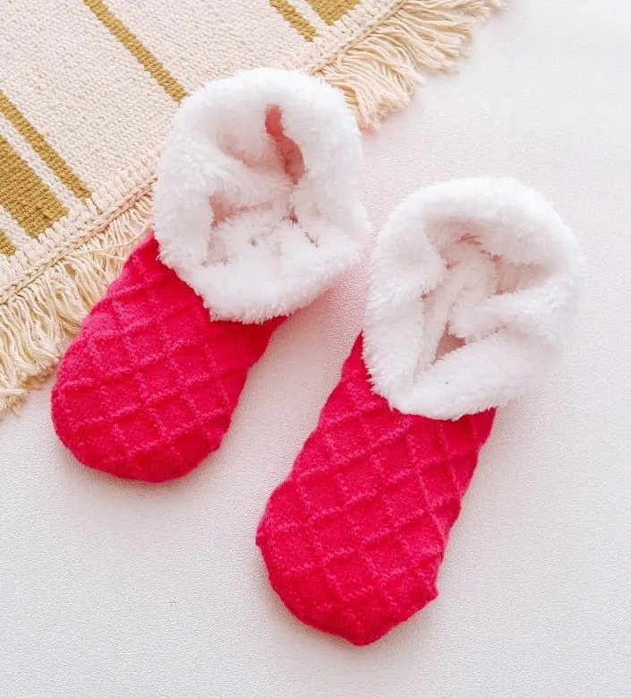 Womens Plush Slipper Socks