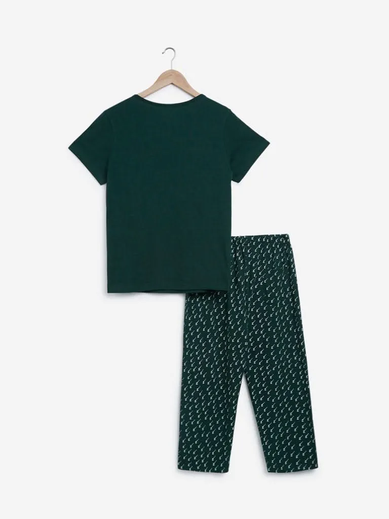 Wunderlove Green Printed T-Shirt and Capris Set